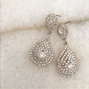 BRAND NEW Crystal Teardrop Earrings